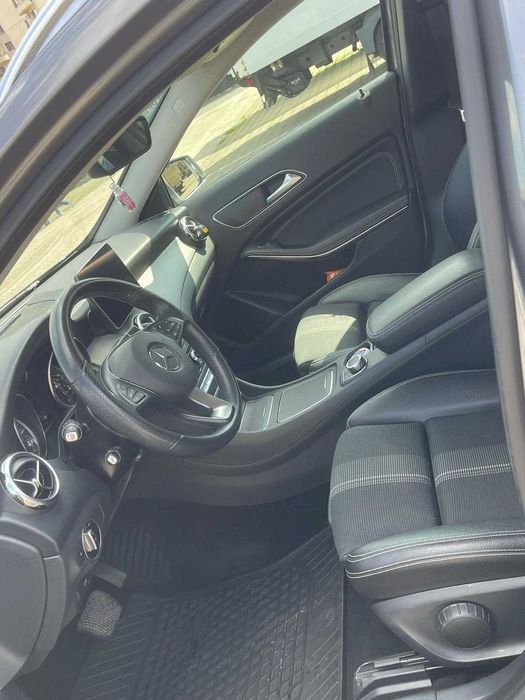 Mercedes-Benz GLA 220 4MATIC