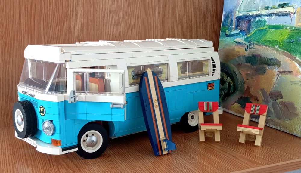 Голубой фургончик Lego