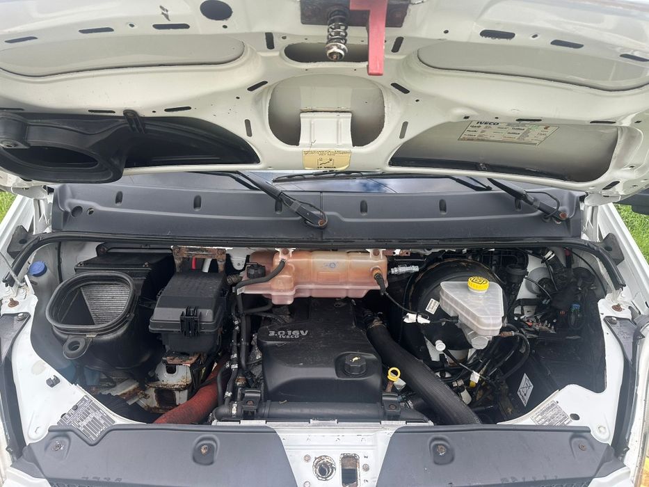 De vânzare Iveco 65C15, basculabila pe 3 părți