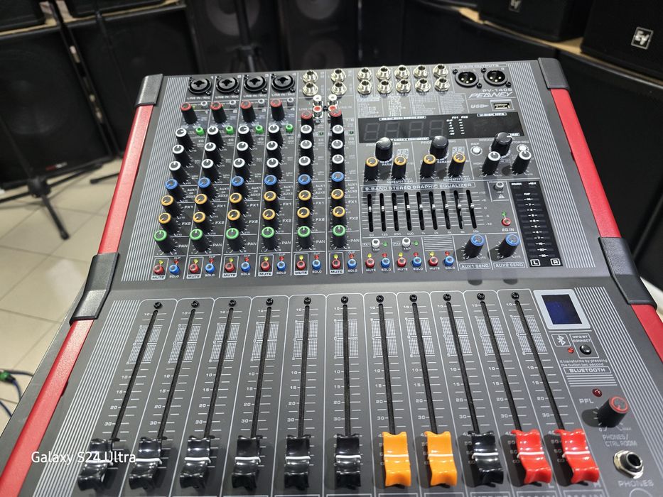 Микшерный пульт PEAVEY