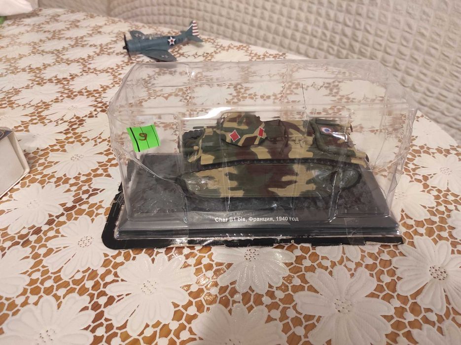 Модели танкове и самолети 1