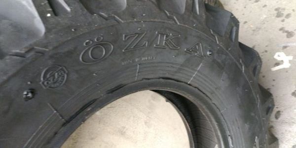 cauciucuri noi 7.50-15 pentru tractiune pe 4x4 SUV-uri si altele 3QZX