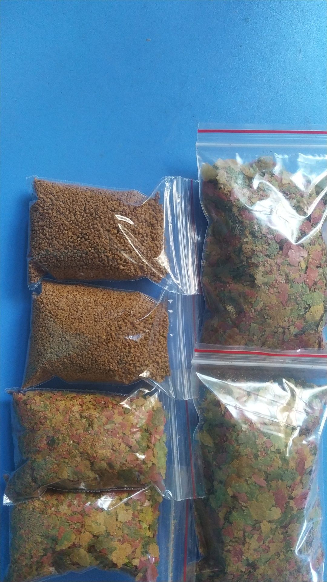Продам корм для аквариумных рыб