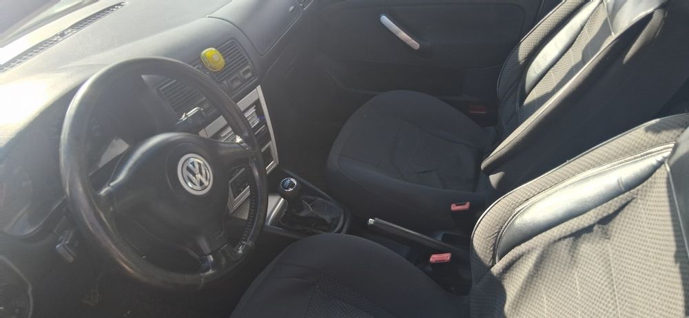 VW GOLF 4 1.6 BENZINA 2003
