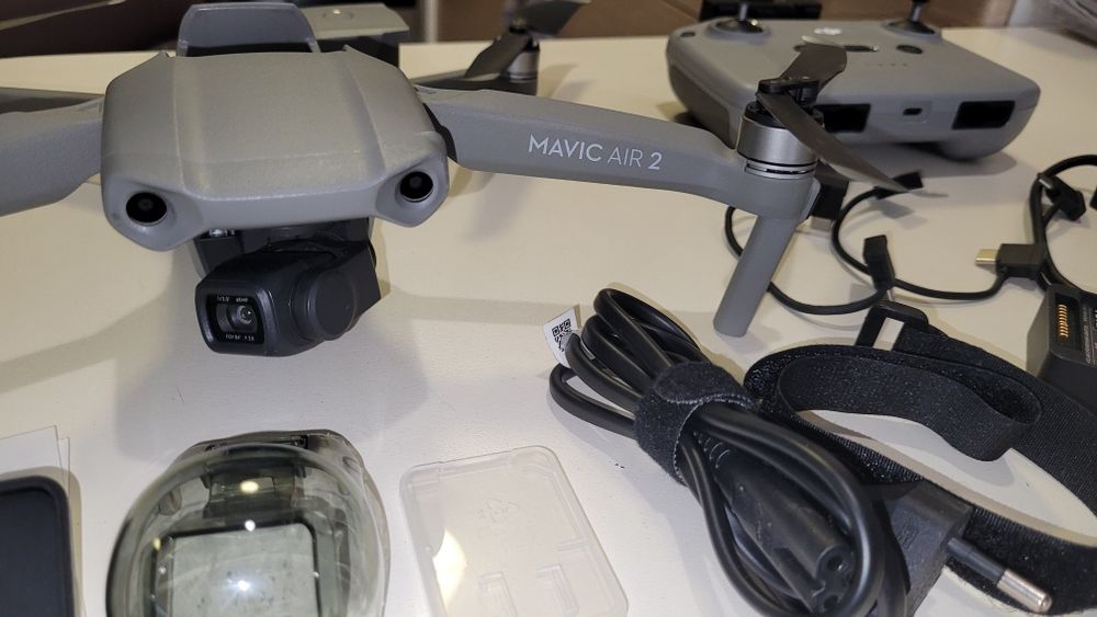 Drona DJI Mavic Air 2 4K cu senzori de proximitate functionala 100%