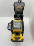 Nivela laser cu 3 linii Dewalt, lumina verde DCE089 -P-