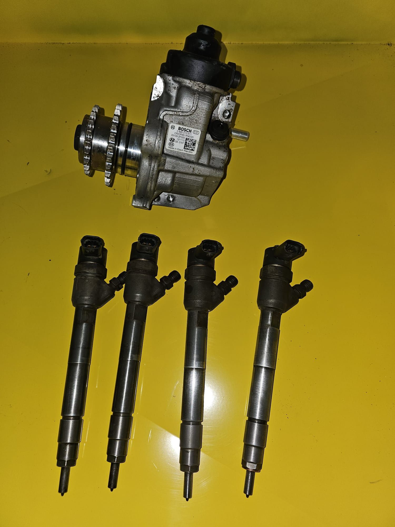 Injectoare, pompa de înalte pt KIA Sportage 2.2 cdti D4HB 33100-2F000
