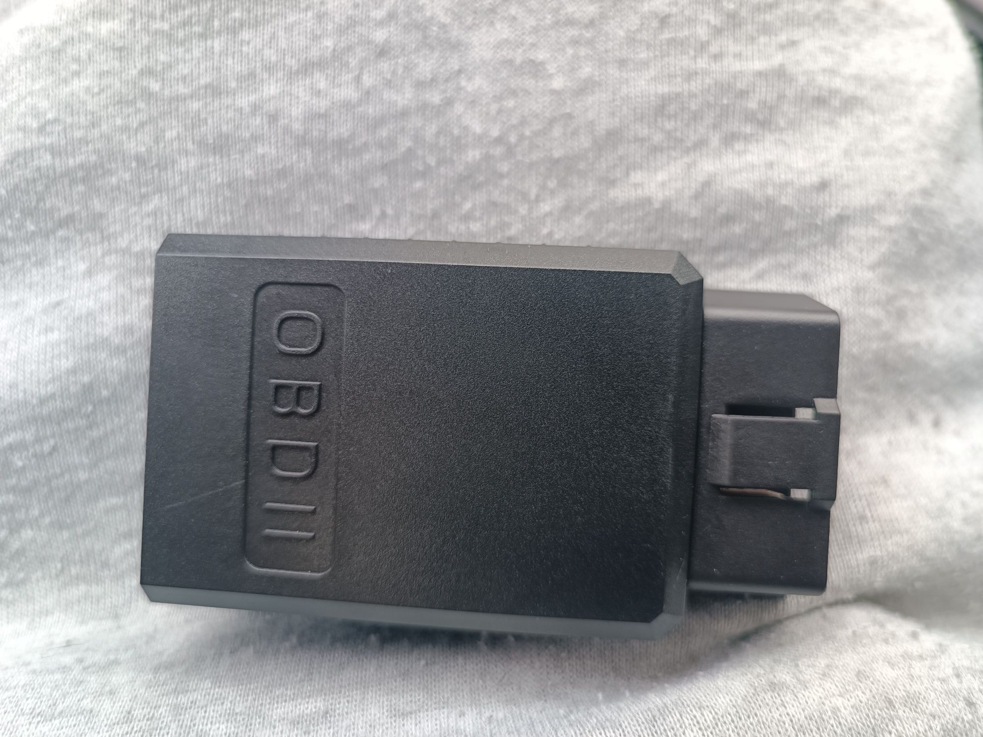 OBD ll port car connection