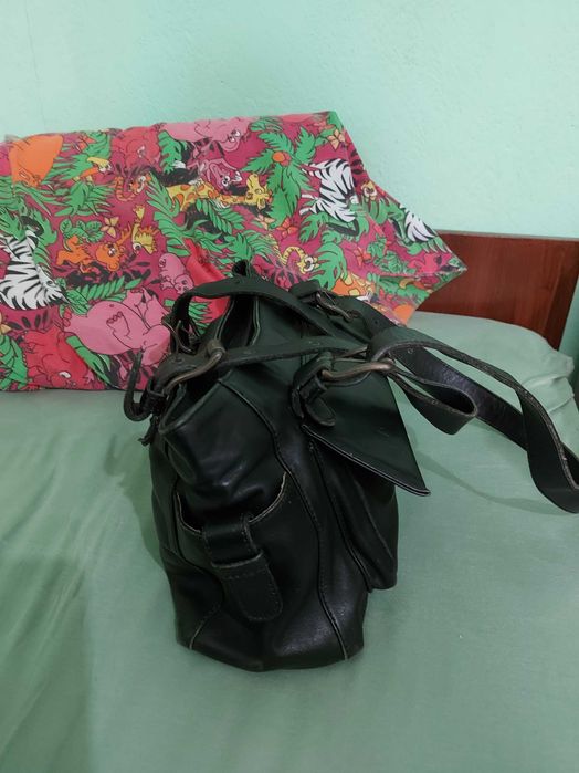 Дамска чанта естествена кожа