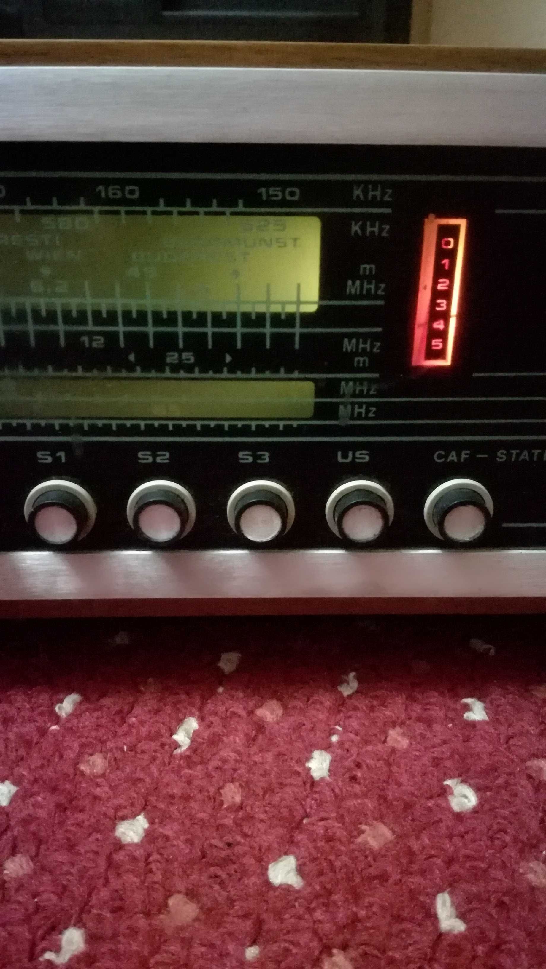 Radio amplificator bucur