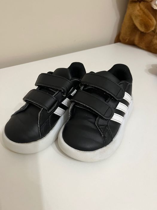 Adidas      bubble