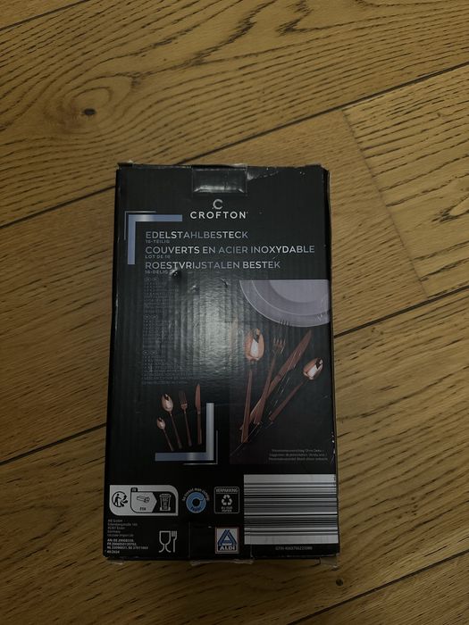 Set tacamuri 16 bucati