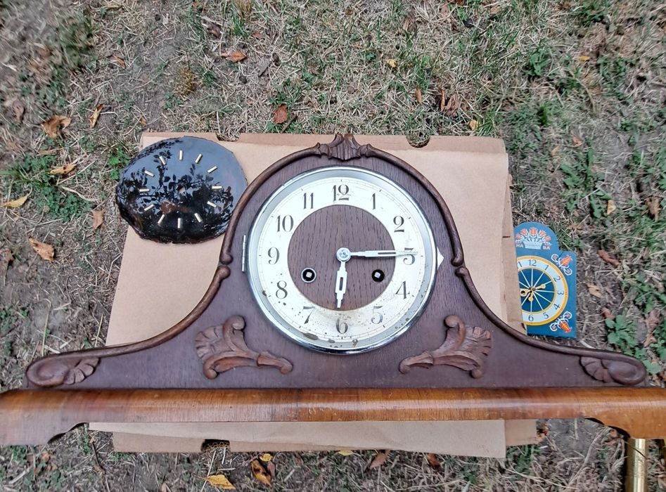 Ceasuri vechi/ șemineu