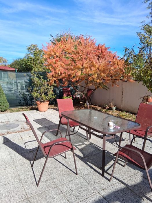 Apartament 3 camere 66mp utili +curte 66 mp