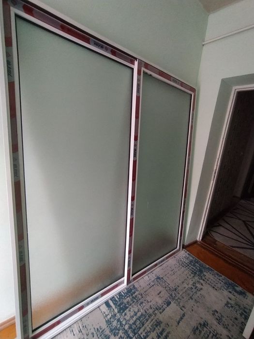 Продаётся дверь купе