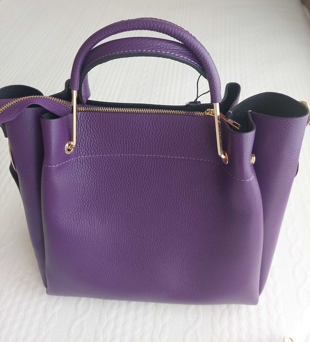 Chiara Canotti - Кожена чанта с декоративни пискюли, Тъмно лилаво