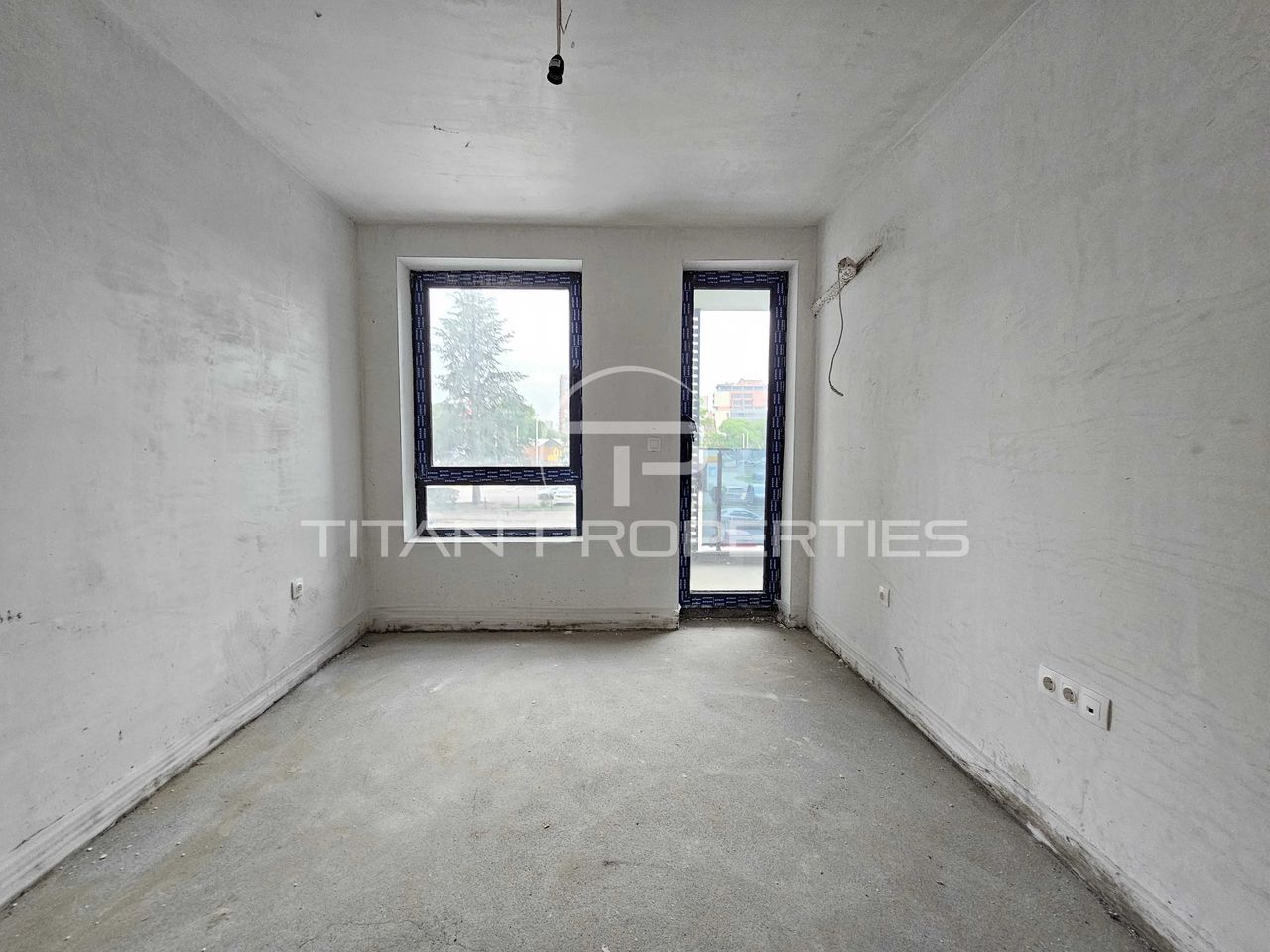 Продава се Тристаен апартамент в Пловдив, Център - 114 кв.м за 1406 €/кв.м - Снимка #4