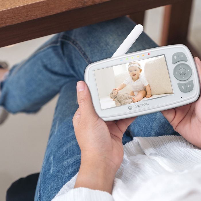 Video Baby Monitor Motorola VM34 cu ecran 4.3 inch