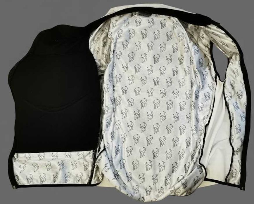 Protectie Spate Demon - Marimea M - Stare Excelenta Ski/Snowboard/Role