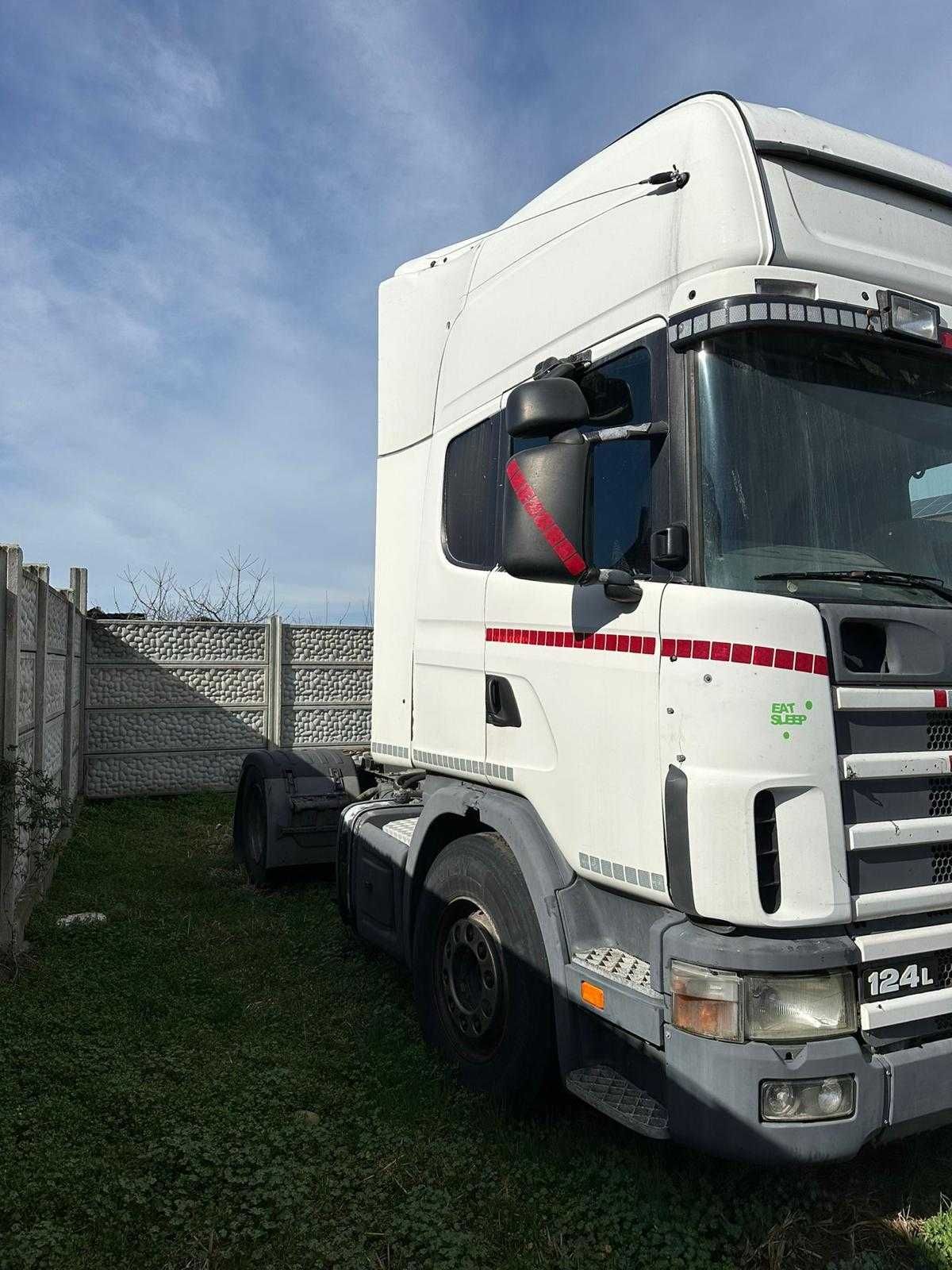 Cap Tractor Scania 124 L
