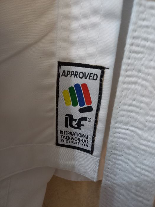 Кимоно для таеквандо