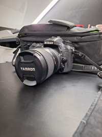 Nikon D7200 + 2 obiective (18-300 mm, 17-50 mm)+bliț și ghiozdan