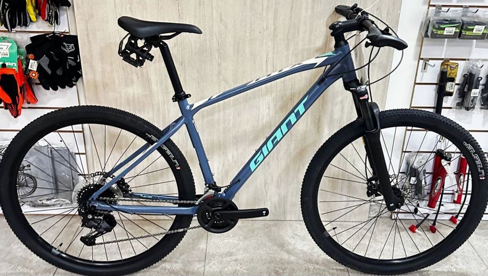Брендовые велосипеды Giant в большом ассортименте.