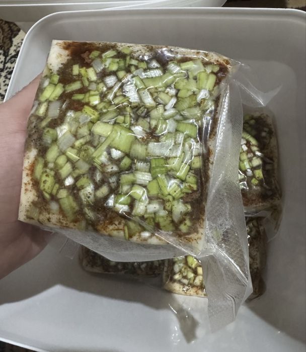 Сланина с кожа накладена