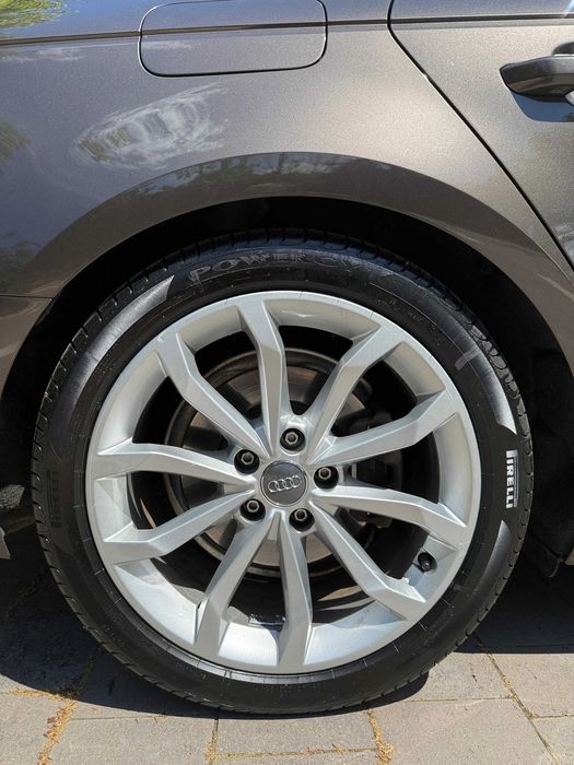 Audi A4 Limousine S-Line