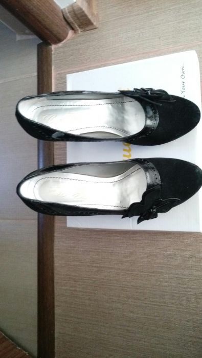 Pantofi marimea 38