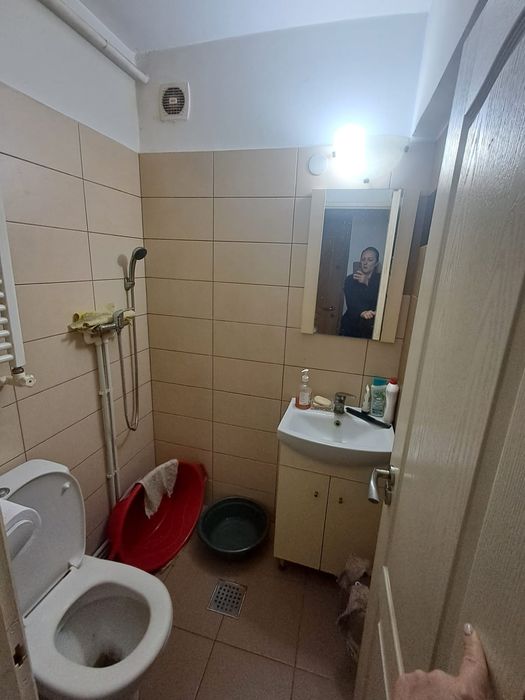 Vand garsoniera etaj 4