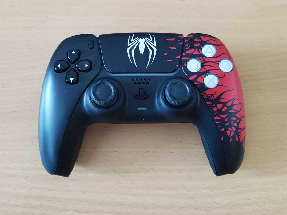 Джойстик Spiderman за Playstation 5, оригинален, Dualsense