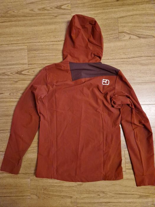 Jacheta Ortovox midlayer softshell merino, masura S, noua cu etichete