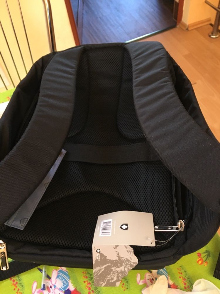 Rucsac laptop Swiss Peak antifurt