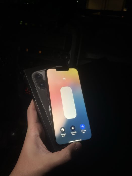 Продам iphone 13 pro 256 гб