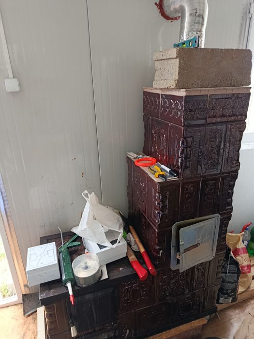 Soba lemne mobilă pe roti 4 ochiuri, cuptor