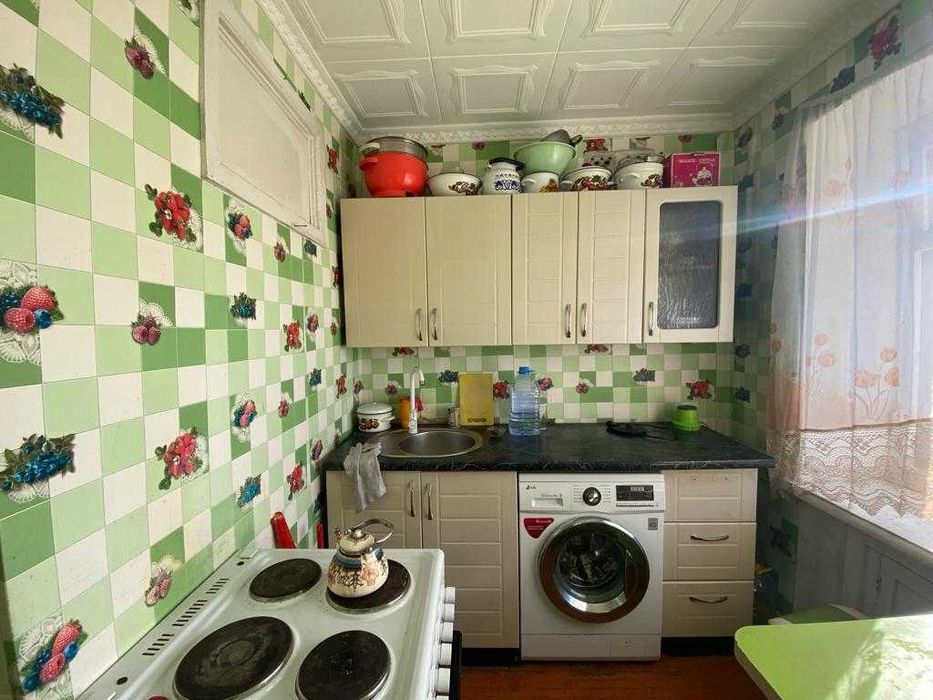 S  Продам 3-х ком по Мира 8/9 этаж, лифт на стадии