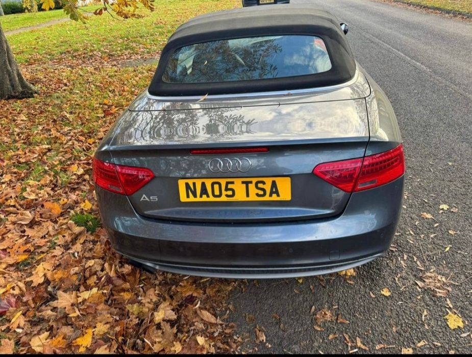 Dezmembrez Audi A5 cabriolet 2.0tdi cglc