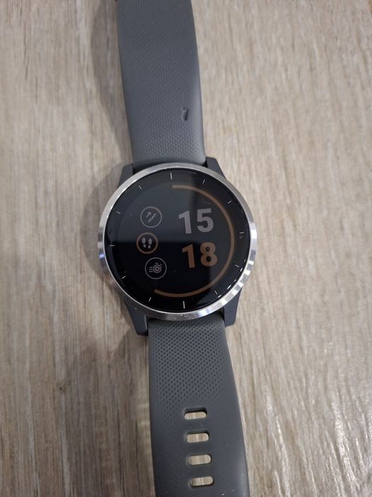 Ceas Garmin Vivoactive 4