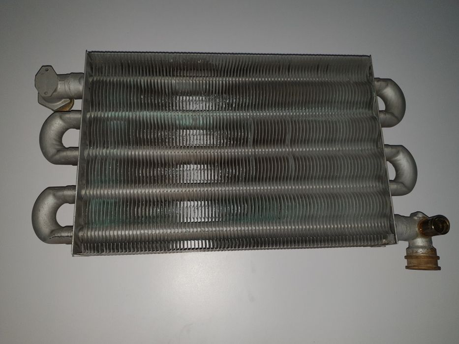 Schimbator Principal  de Căldură Centrală Viessmann Vitopend 100 VH0A