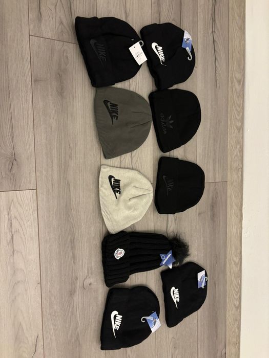 Căciuli unisex Nike Adidas