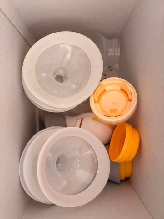 Двуфазна помпа за кърма Medela swinging Maxi