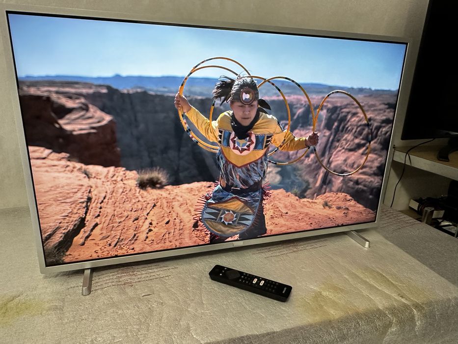 Philips 43 инча 4K смарт телевизор
