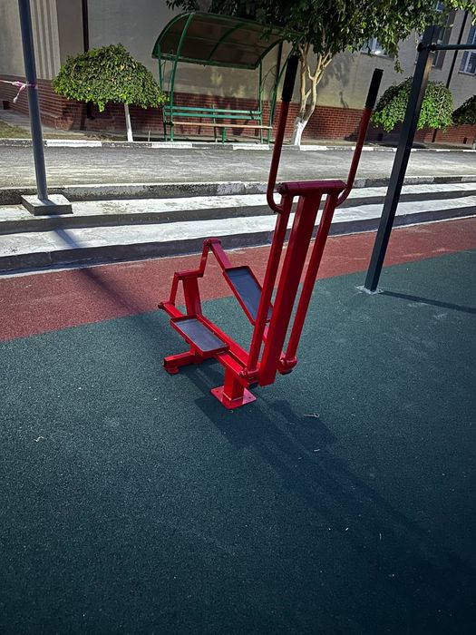 Workout maydonchasi yasab beramiz xarxil turda