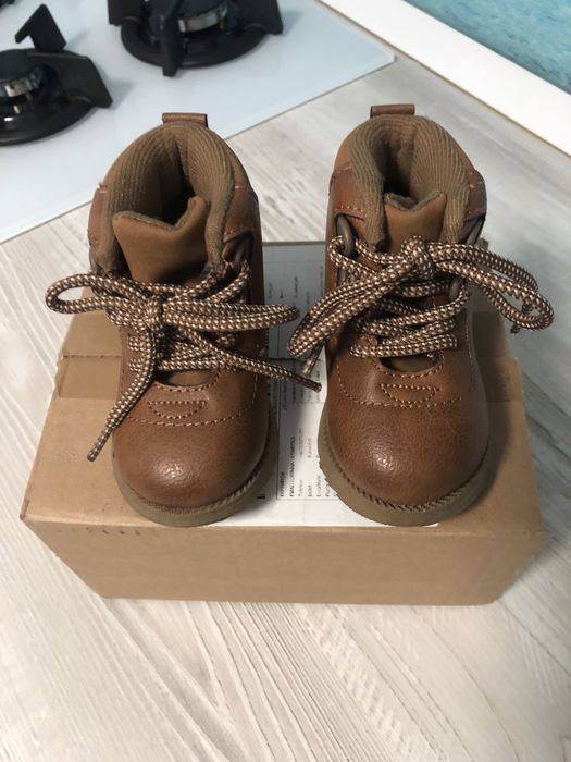 Ghete copii din piele nr 19, vatuite, OshKosh (transport 50/50)