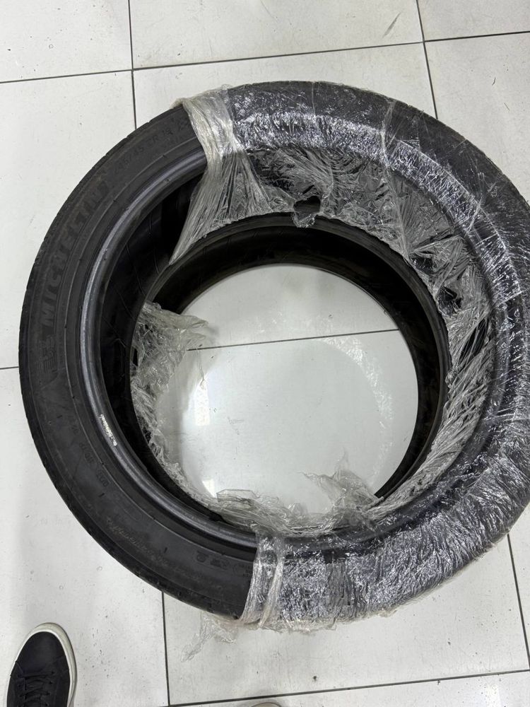 Продается, шина 24/45/19, michelin от Han. 2шт