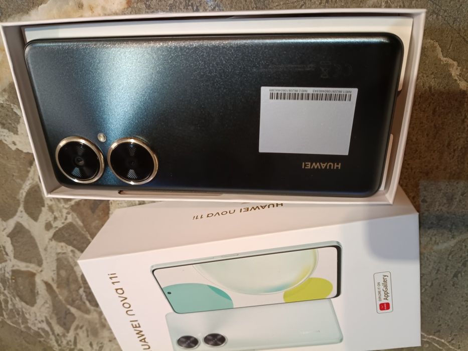 Huawei nova 11 i