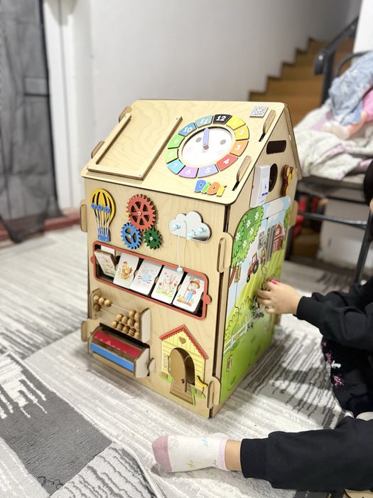 Игрушка Бизибоард мега размер 68\68/90 бизи хоус