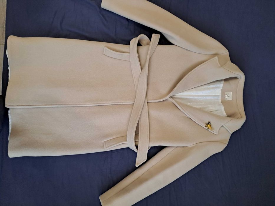 Дамско палто, размер М, 100% вълна