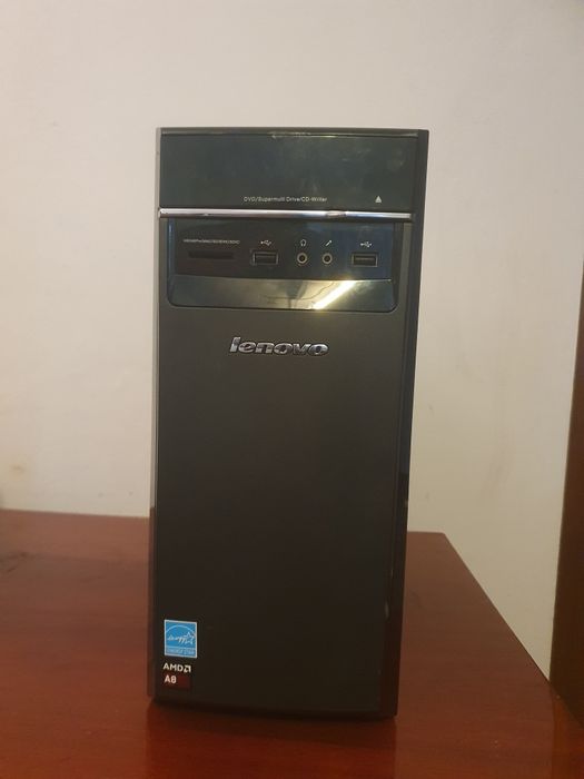 Unitate PC lenovo Amd A8 quad core, 8gb ram SSD+HDD 10/10